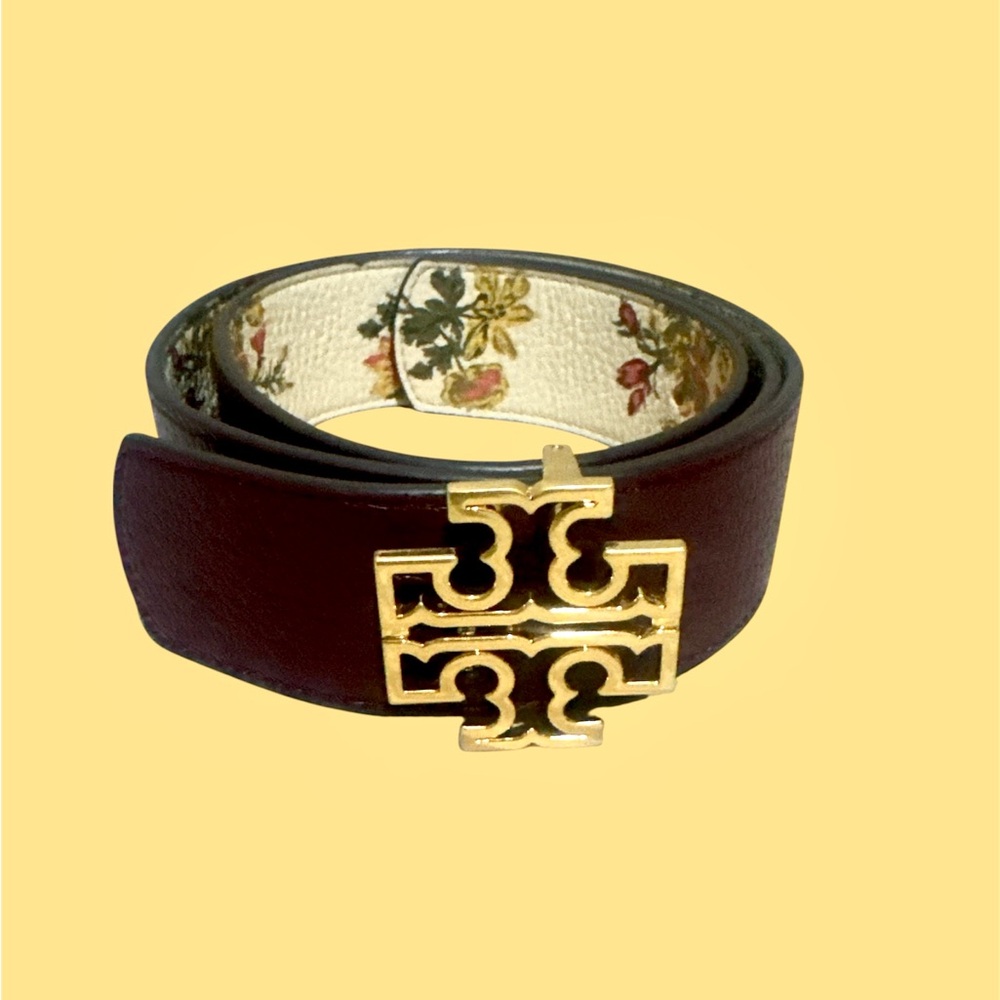 TORY BURCH Reversible Belt with Gold Emblem - Picture 3 of 4